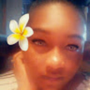 Meet your Posher, Donitra